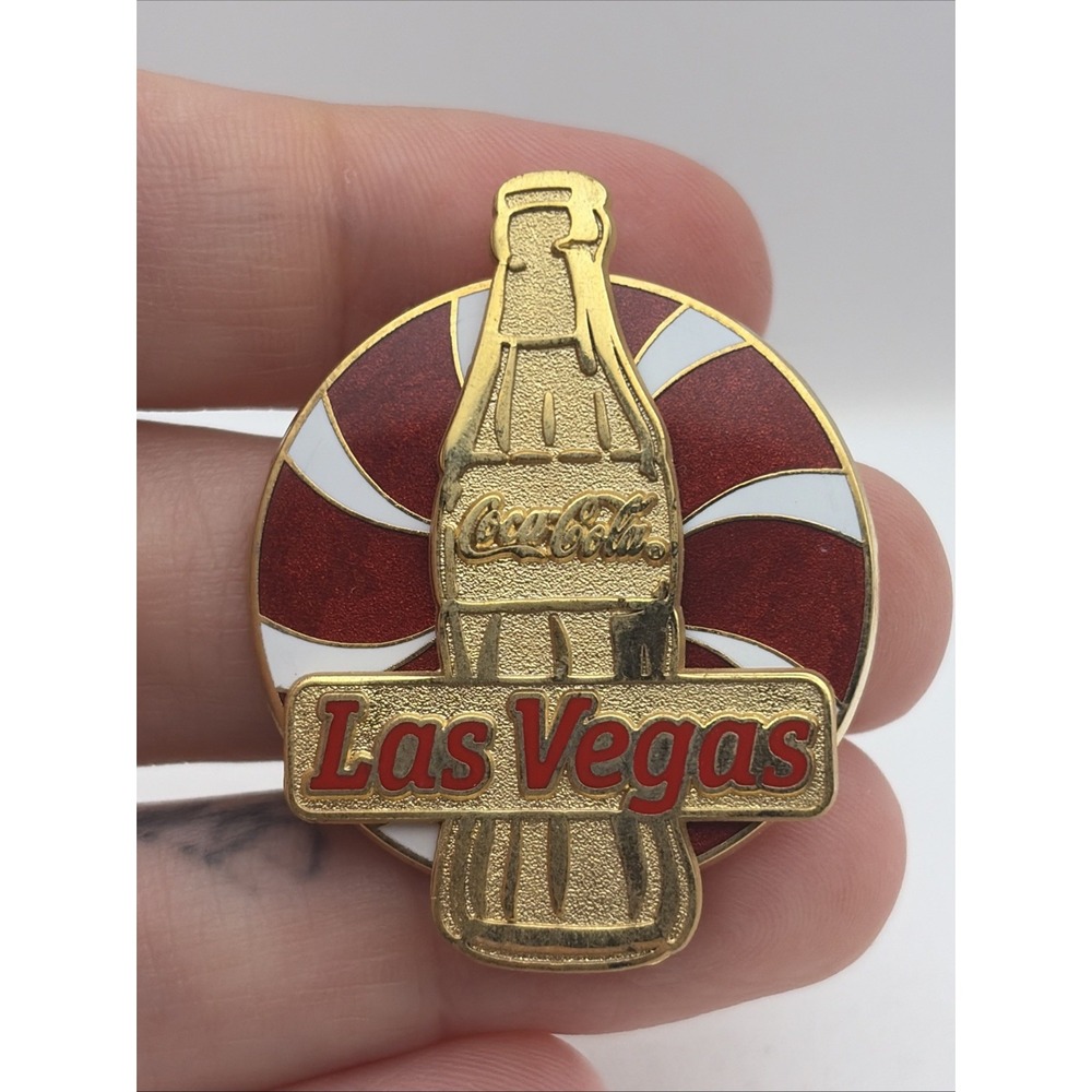 Coca Cola Coke Bottle Gold Tone Las Vegas Spinner Nevada Lapel Hat Pin